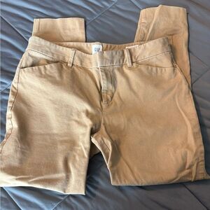 GAP Signature Skinny Ankle Pants in Tan